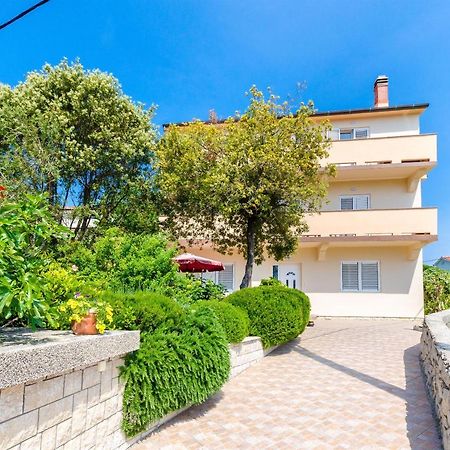 Apartments Marotin Palit Екстериор снимка
