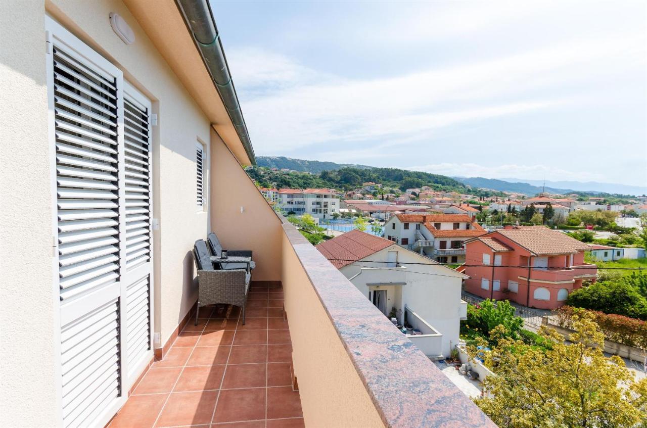 Apartments Marotin Palit Екстериор снимка