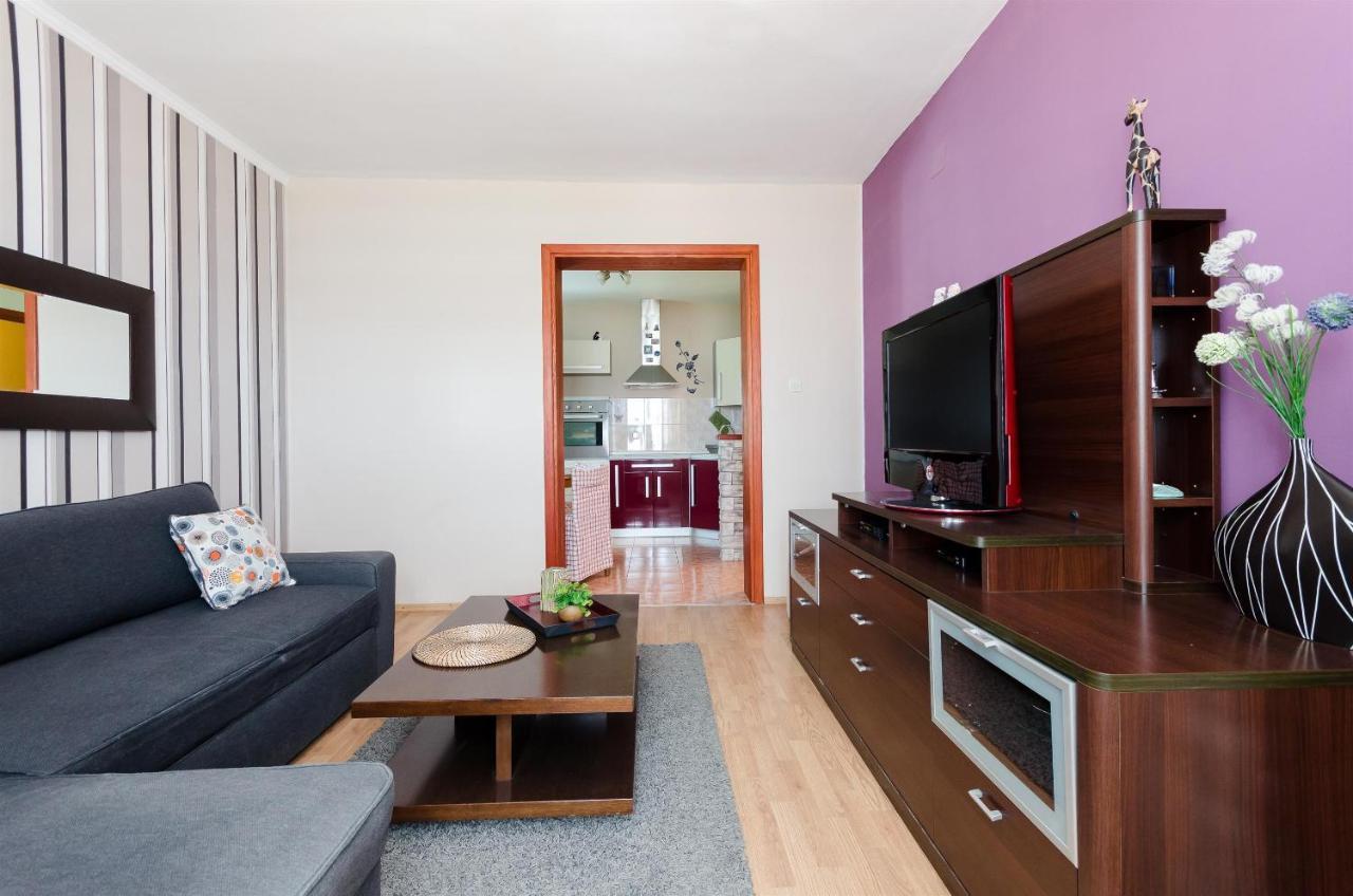 Apartments Marotin Palit Екстериор снимка