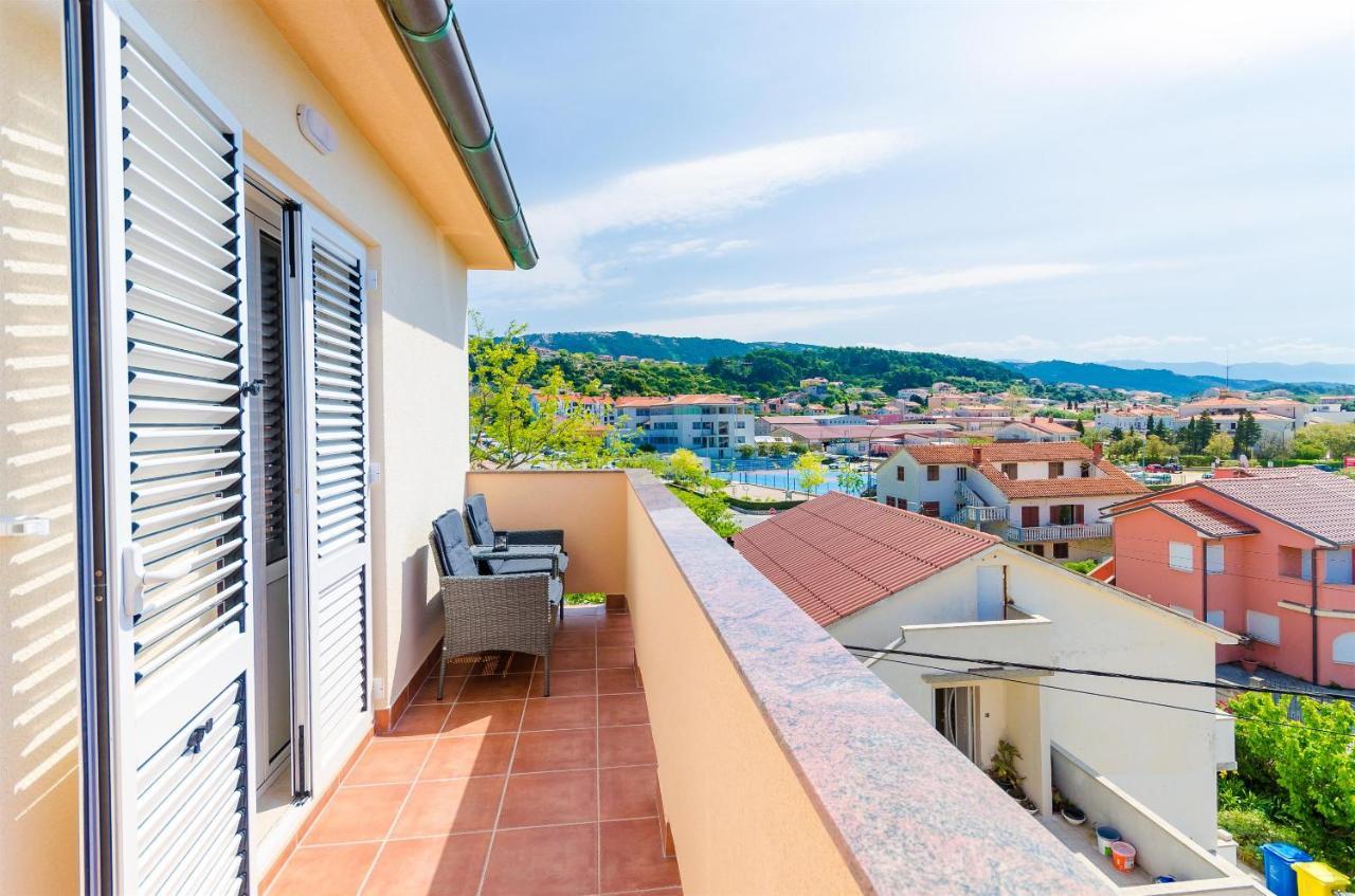 Apartments Marotin Palit Екстериор снимка