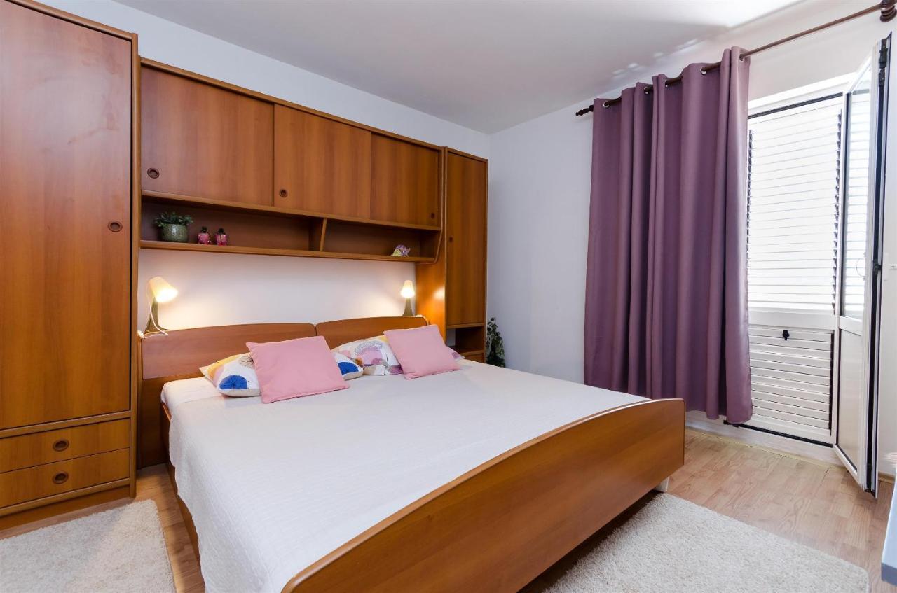 Apartments Marotin Palit Екстериор снимка